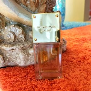 Michael Kors Sexy Amber Perfume